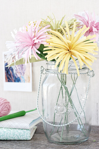 DIY Paper Spider Mums byLive Laugh Rowe