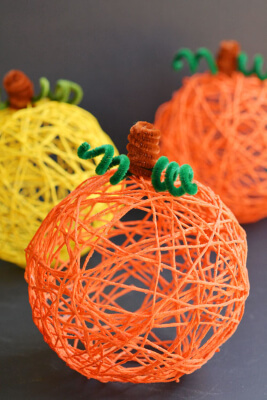 decorative yarn balls
