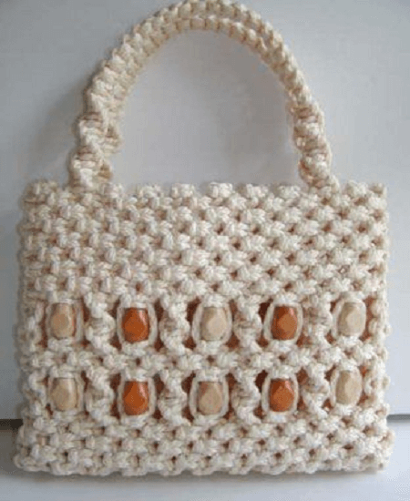 Macrame Purse Pattern by This Year's Dozen