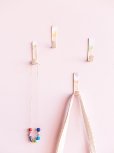 46 Popsicle Stick Craft Projects - Crafting News