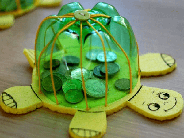 DIY Turtle Coin Banks by Krokotak