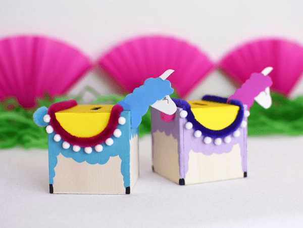 DIY Llama Piggy Banks by Amy Weir