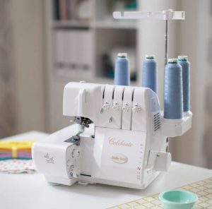 what is a serger machine