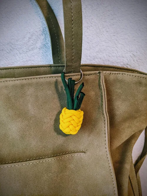 Thor's Hammer Paracord Keychains by jbsParacordCreations