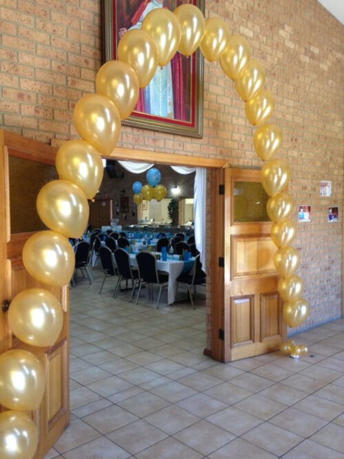 String of Pearls Balloon Arches