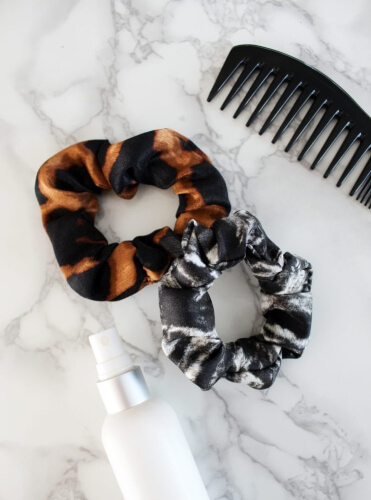 DIY Easy Scrunchie Pattern Free from Lisa Mecham