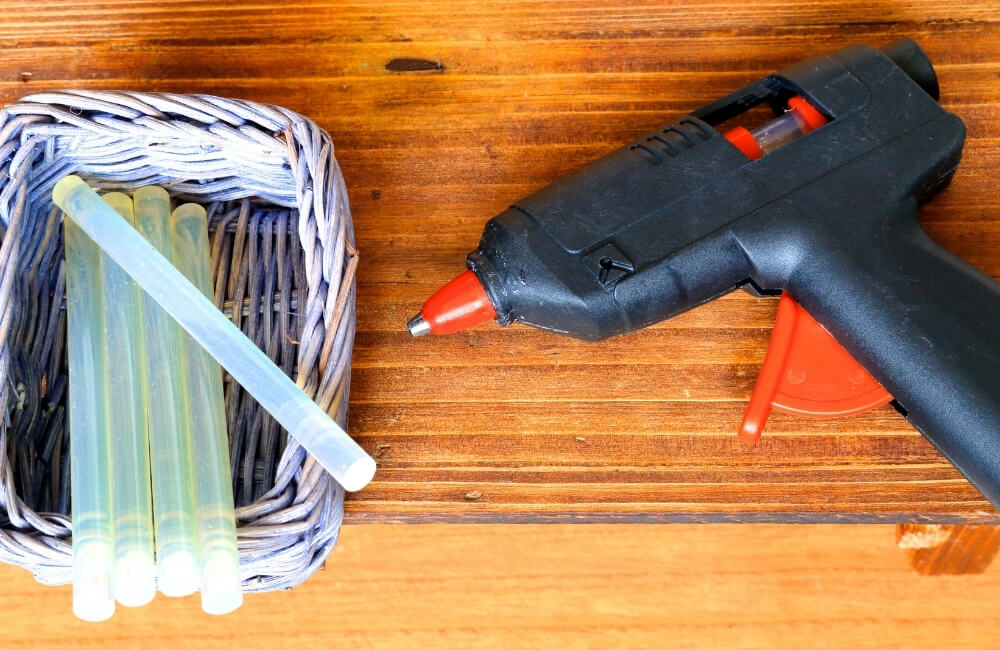 10 Best Cordless Hot Glue Gun for 2024 Crafting News