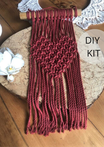 Macrame DIY Wall Hanging Kit from HandmadebyHensUK