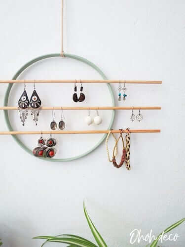 DIY Wall Earring Holder by Ohoh Deco