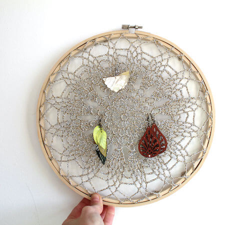 Dream Catcher Earring Holder Crochet Pattern by Unique Yarns Co