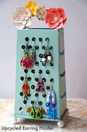 Easy Homemade Earring Holder by Turning The Clock Back