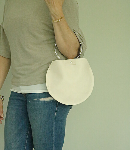 Round Leather Bag Pattern by Darling Darleen