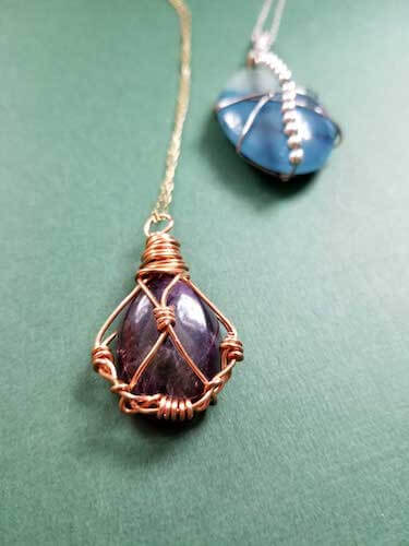 Wire Wrapped Stones by Moms And Crafters