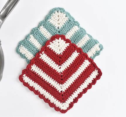 Crochet Potholder Pattern by The Spruce Crafts