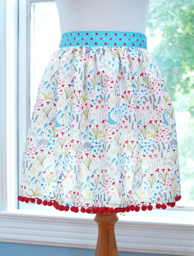 Easy DIY 30 Minute Apron by Flamingo Toes