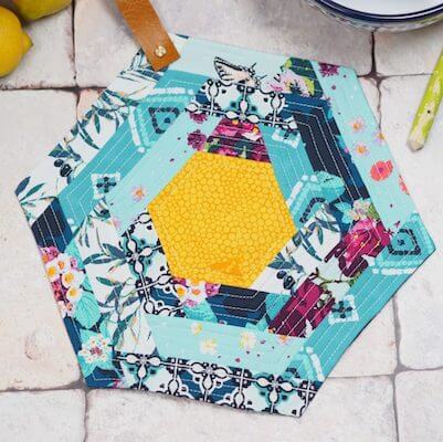 Hexie Potholder Pattern by The Sewing Directory