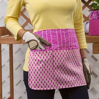 Pick-A-Pocket Apron Sewing Pattern by Yarnspirations