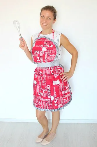 Vintage Apron Sewing Pattern by The Seaman Mom