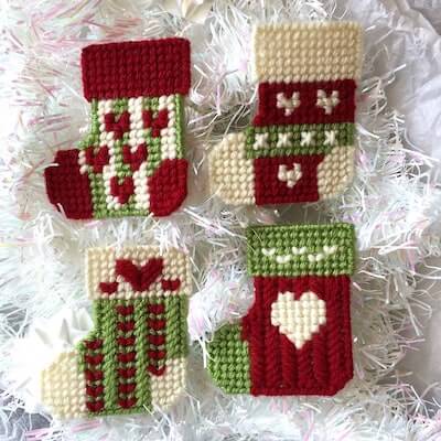 Christmas Stockings Plastic Canvas Pattern by Ready Set Sew By Evie
