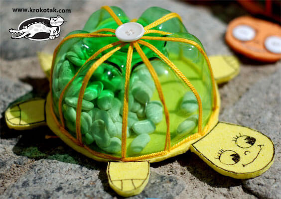 DIY Turtle Coin Banks by Krokotak