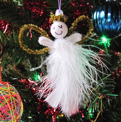 Feather & Pipe Cleaner Angels from Powerful Mothering
