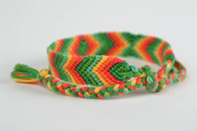 49 Friendship Bracelet Patterns - Crafting News