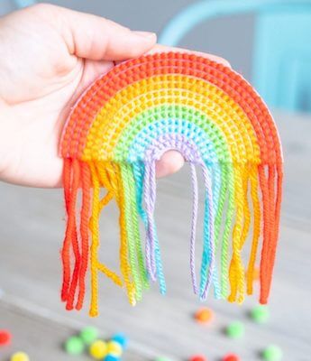 Plastic Canvas Rainbow Pattern by Rooted Childhood
