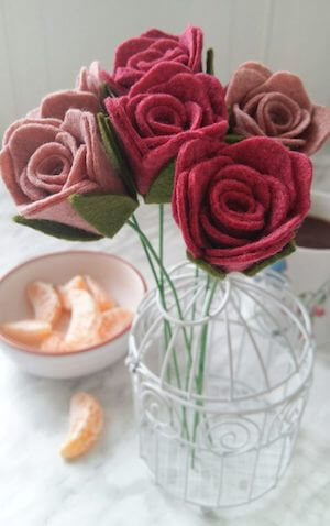 DIY Felt Rose Stems by The Yellow Birdhouse