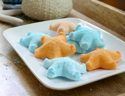 DIY Starfish Bath Bombs by Everything Etsy