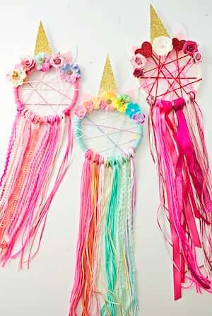 DIY Unicorn Dreamcatcher