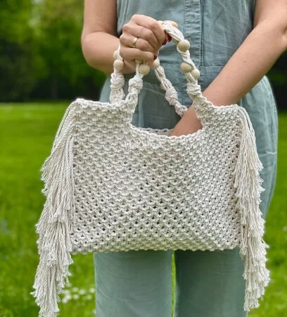 Macrame Handbag Pattern by MacramePatterns