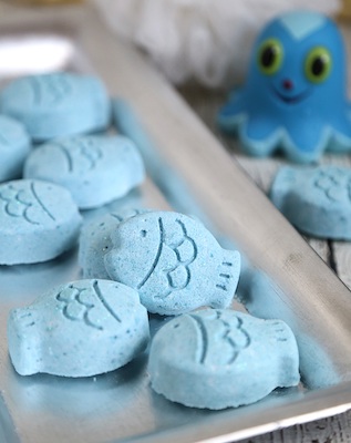 Fish Bath Bombs by Beauty Crafter