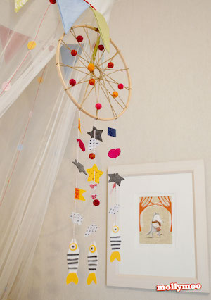 How To Make A Dream Catcher by Molly Moo Crafts