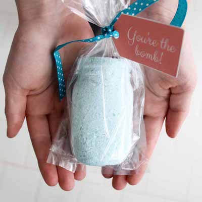 Mason Jar Bath Bomb by The Country Chic Cottage