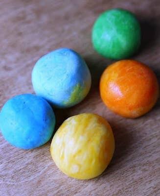 DIY Colored Glow In The Dark Bouncy Balls by Jenn's Blah Blah Blog