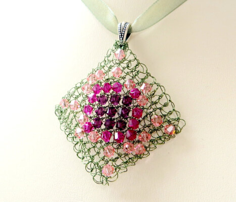 Diamond Wire Knitted Pendant Knitting Pattern by Mahliqa