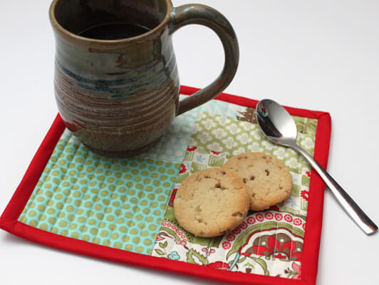 Patchwork Mug Rug Tutorial by Smashed Peas and Carrots