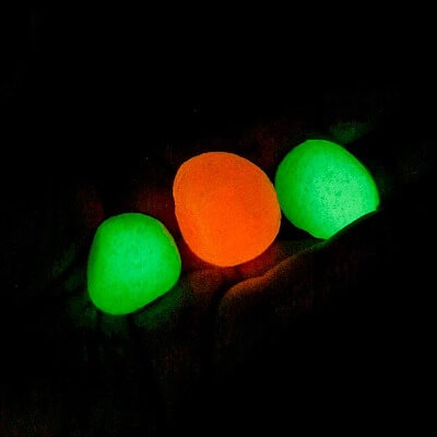 Homemade Glow In The Dark Bouncy Balls by Sunshine Whispers