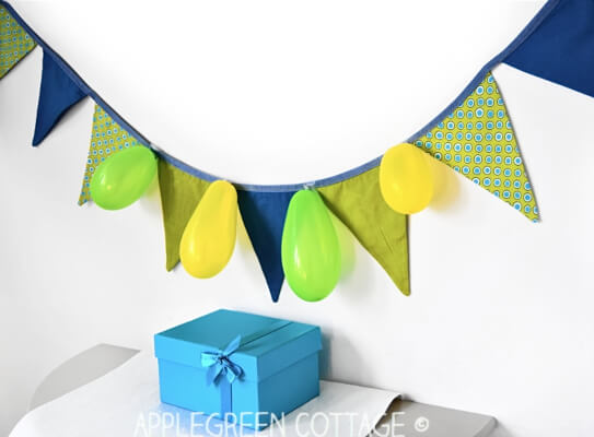 Free Bunting Template from Apple Green Cottage