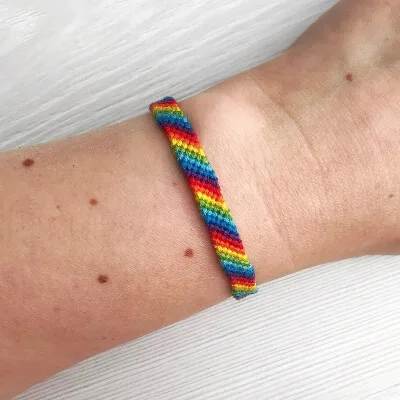 DIY Friendship Bracelet Pattern Micro Macrame Tutorial for Kids by GrannysPatternsPDF