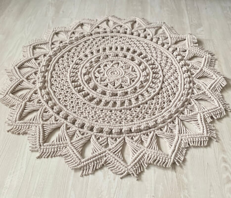 DIY Round Mandala Macrame Rug Pattern by RopeInKnot