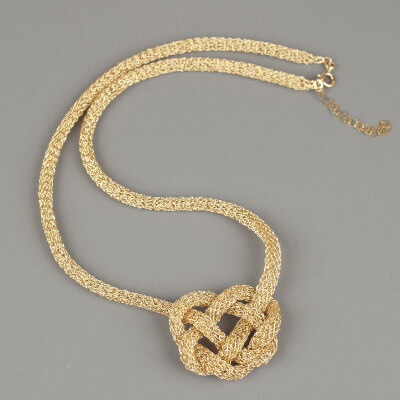Heart Necklace Bold Celtic Knot Jewellery Tutorial by Yoola