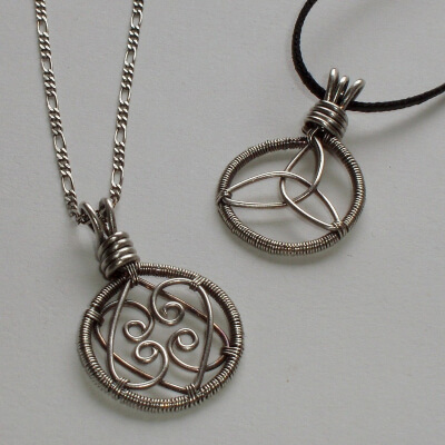 Love Pendants Celtic Wire Jewelry Tutorial by Abbyjewellery