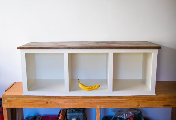 DIY Cubby Bench by HomeWoodworkerPlans