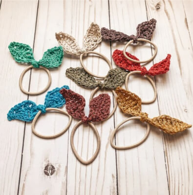 Hair Tie Bow Crochet Pattern by HeatherMooreMakes