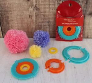 Split Pom Pom Maker in 2 Parts for Easy Making of 3 Different Sizes