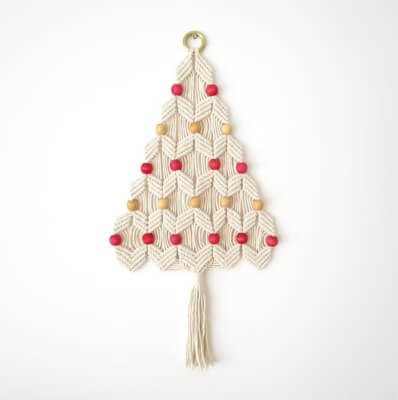 Macrame Christmas Tree Pattern by PeoloteEtCompagnie
