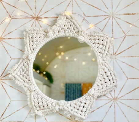 Espejo redondo bohemio de macramé con flecos en forma de estrella de NewMoonSanctuaryShop