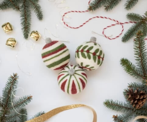 Christmas Ornaments Beginners Needle Felting Kit from FeltedSk