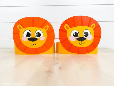 Diadema de león artesanal para niños por Simple Everyday Mom